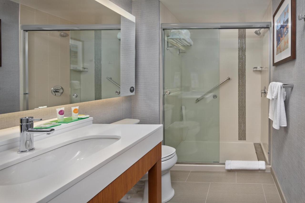 Hyatt Place Warwick/Providence Airport Екстер'єр фото